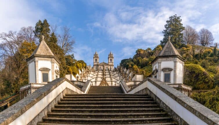 Escalier monumental du Sanctuaire de Bon Jésus au Portugal