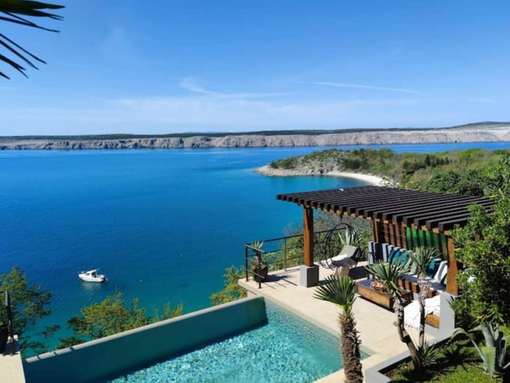 les-8-plus-beaux-logements-en-bord-de-mer-en-croatie