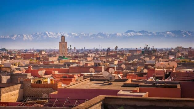 Vue panoramique sur Marrakech, ville culturelle