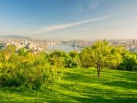 Vue sur Budapest depuis le parc Gellert