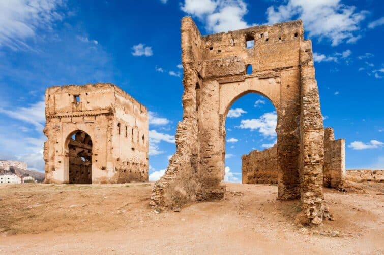 imposants Tombeaux Mérinides à Fès, Maroc
