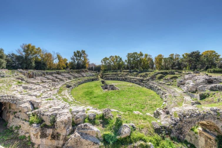 Amphithéâtre romain de Neapolis à Syracuse