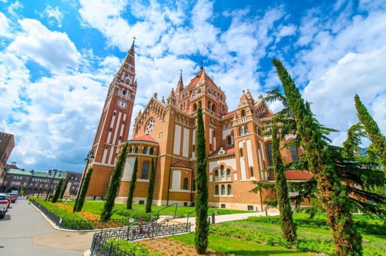 Église Votive et cathédrale de Notre-Dame de Hongrie à Szeged, Hongrie