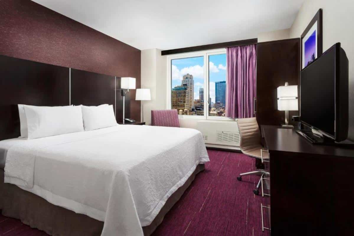 hampton-inn-times-square-central