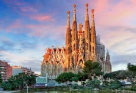 La Sagrada Familia au coucher du soleil, Barcelone, Catalogne, Espagne