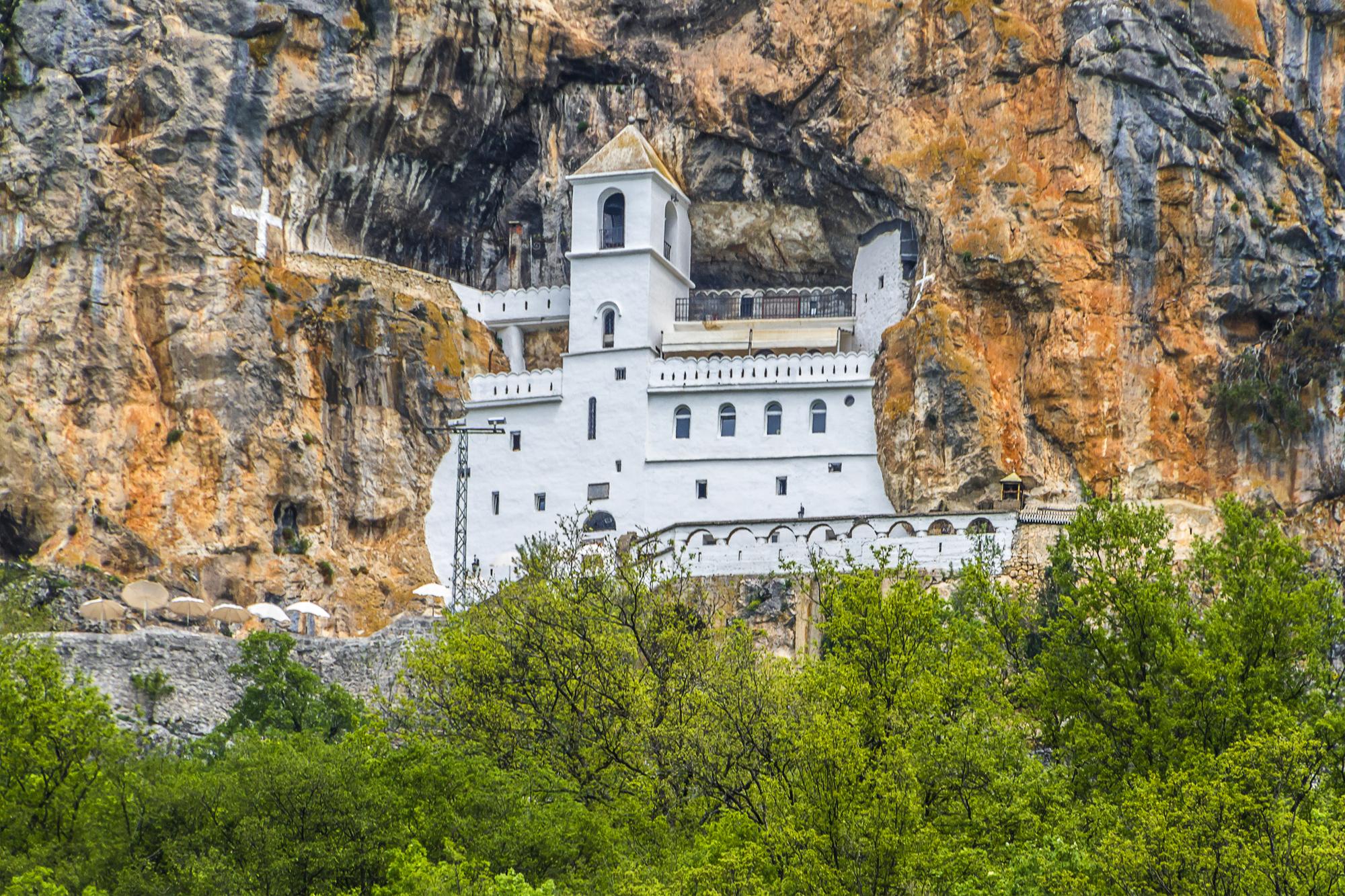 Monastère d'Ostrog