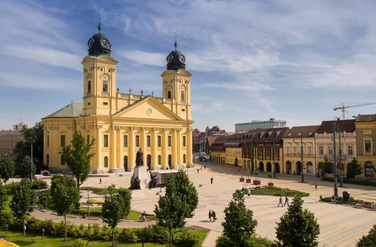 Place principale de la ville de Debrecen, Hongrie
