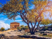 Temple de la Concorde dans la Vallée des Temples en Sicile