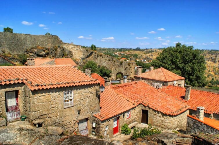 Village historique de Sortelha au Portugal
