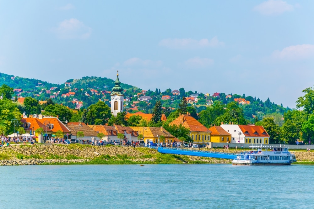 Szentendre depuis le Danube