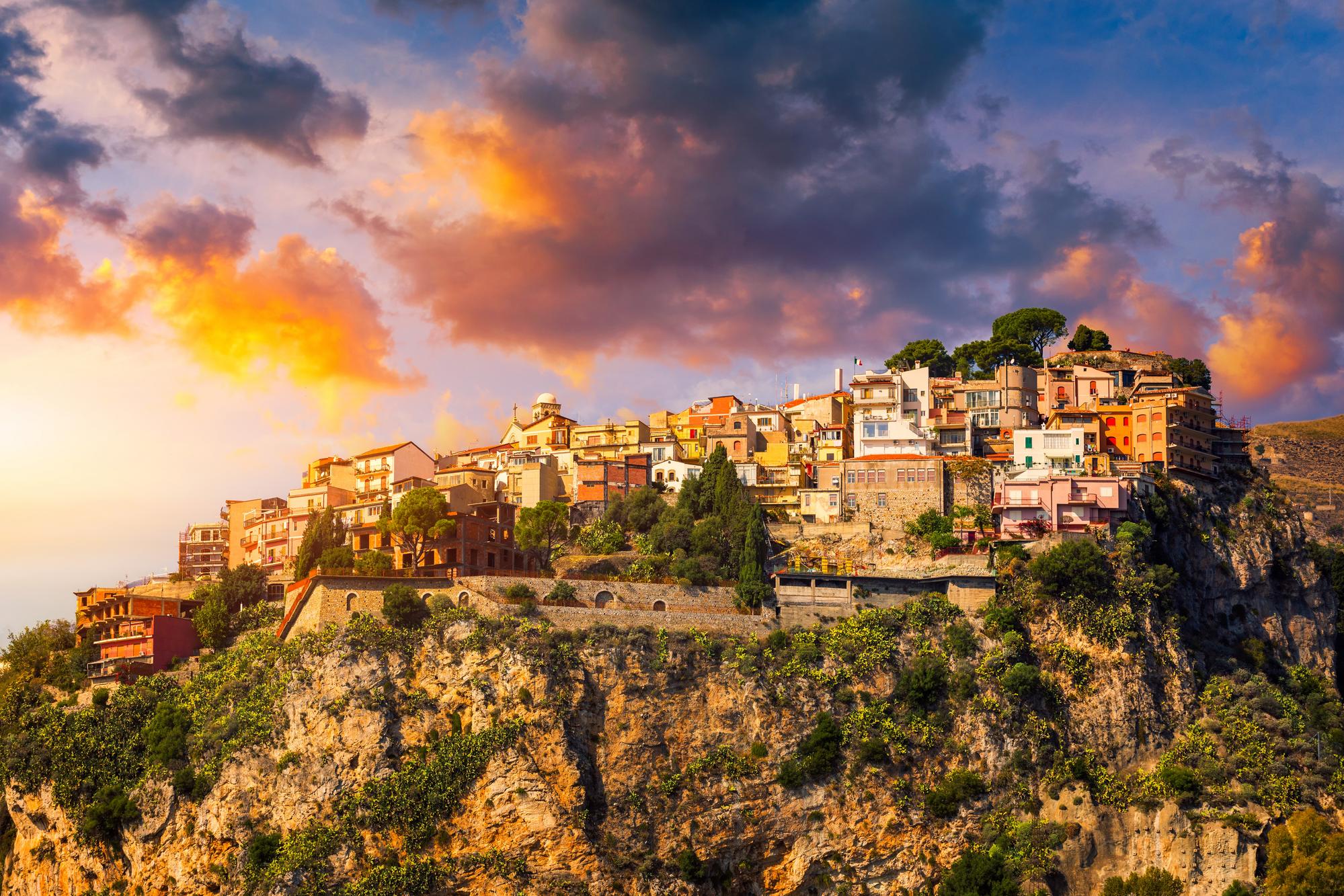 Castelmola, village sicilien perché typique