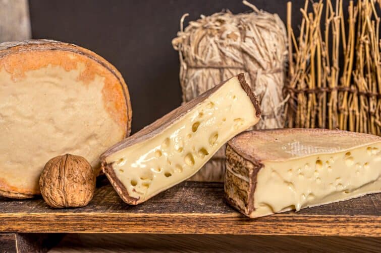 Creamy Saint-Nectaire cheese, Auvergne-Rhône-Alpes