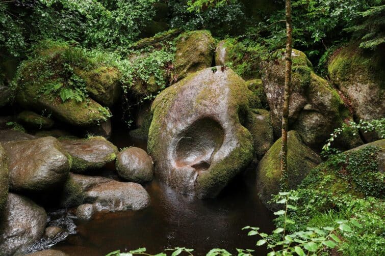 Le Chaos des Roches dans la forêt de Huelgoat, Bretagne