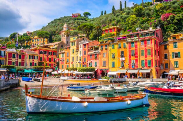 Maisons colorées autour du port de Portofino