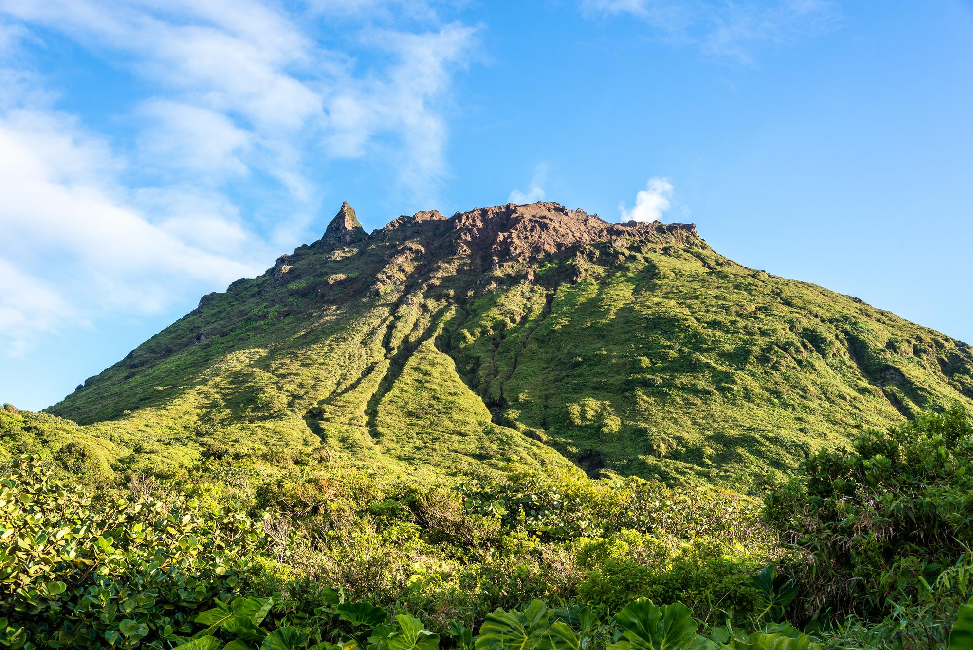 Trek : 6 volcans actifs où faire de la randonnée
