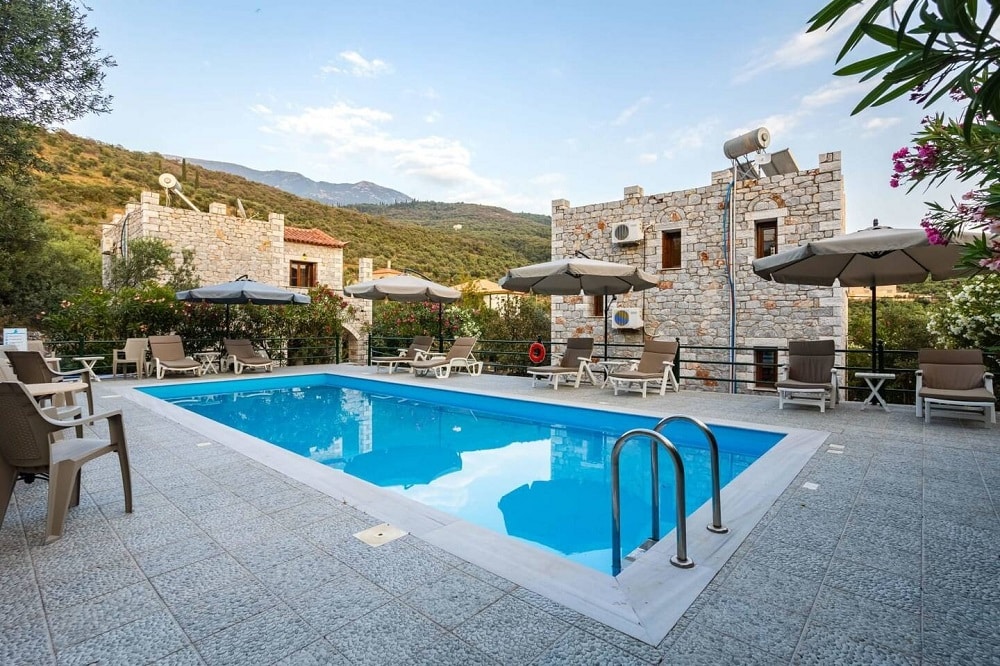 Villa Mani Stone Airbnb Grèce