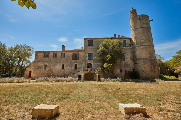 airbnb groupes château Occitanie