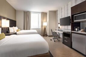 hotel jfk new york