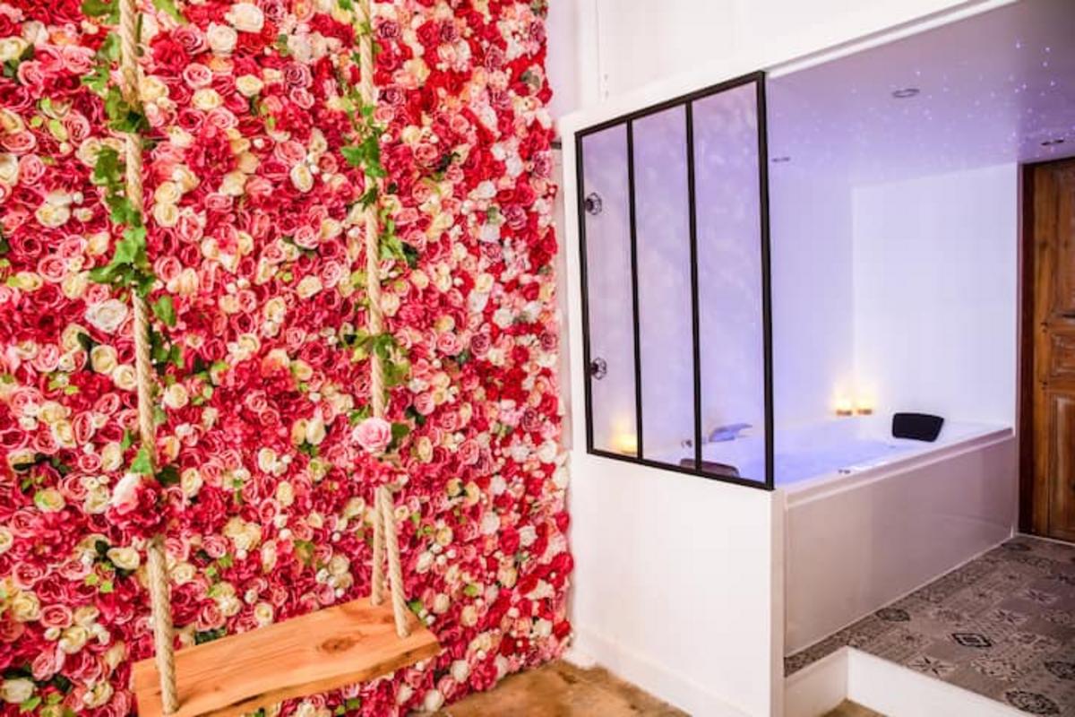 %e2%9d%a4-suite-romantique-avec-jacuzzi-hypercentre-%e2%9d%a4