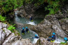 Canyoning en Occitanie dans le canyon de Marc