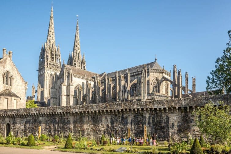 La cathédrale Saint-Corentin à Quimper, en Bretagne