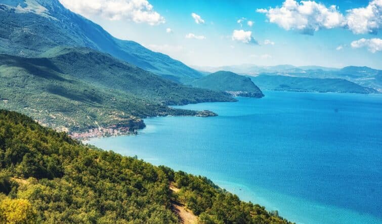 Le lac d'Ohrid, Albanie