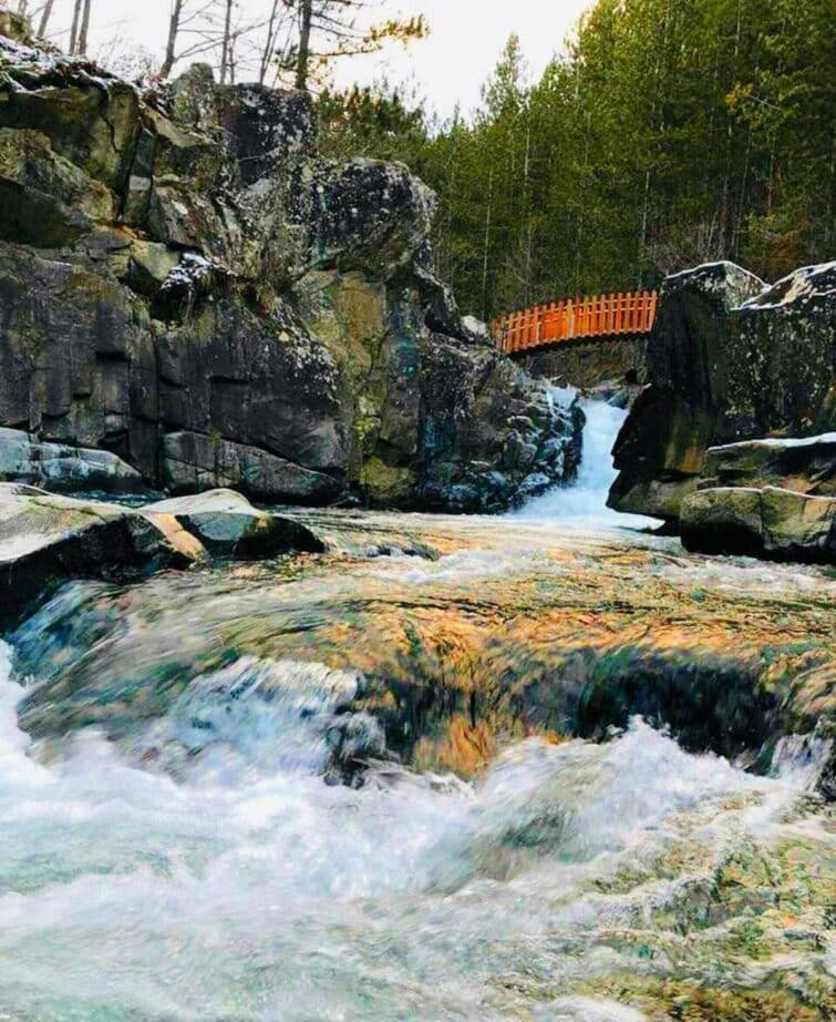 Les cascades de Kryezi, Albanie