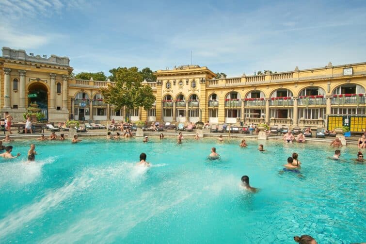 bains de Budapest