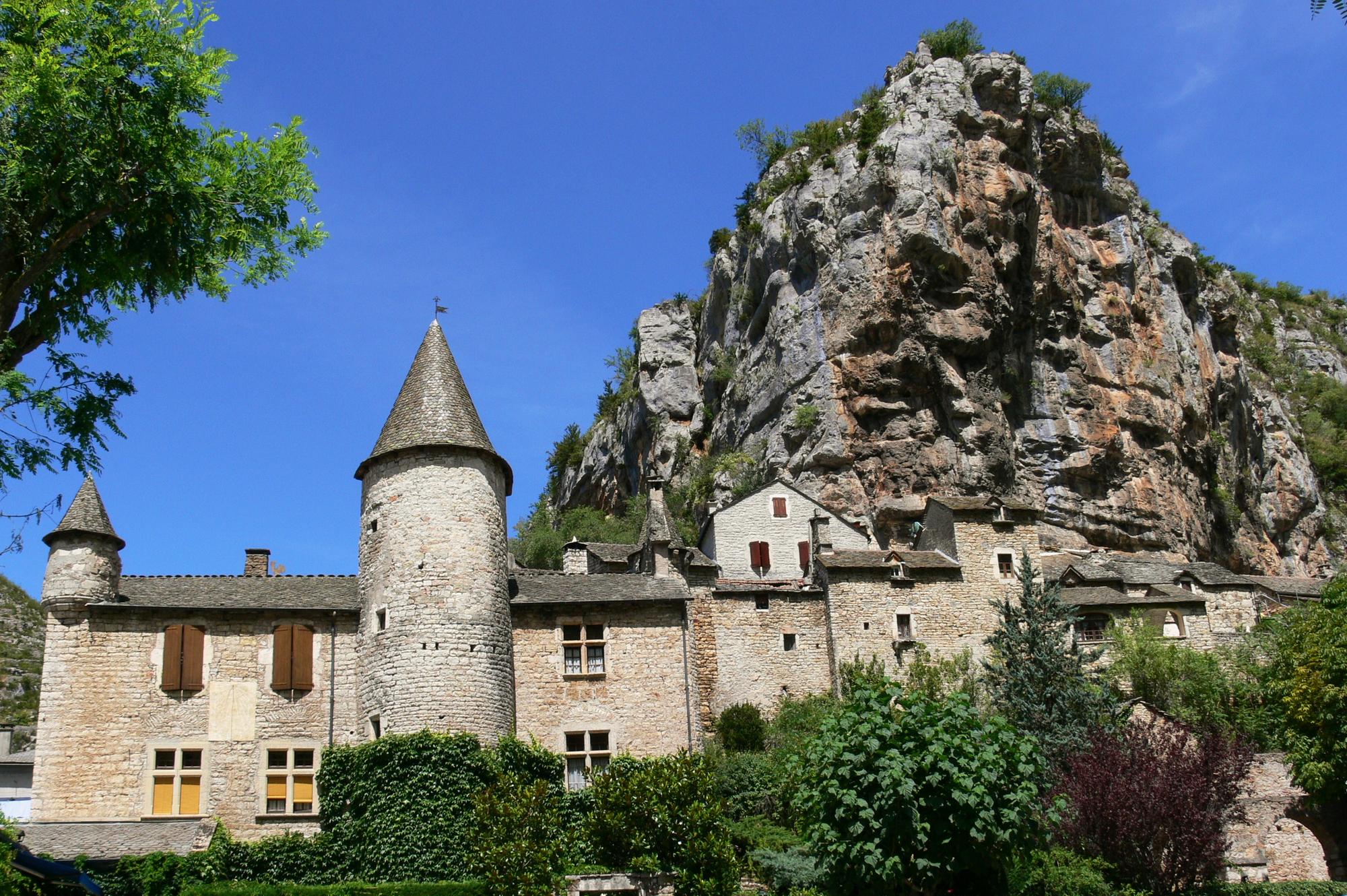 Ancien manoir dans le village de Sainte-Enimie