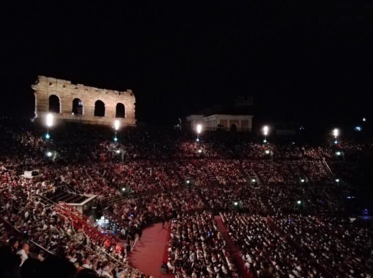 Arena di Verona lors d'une représentation lyrique