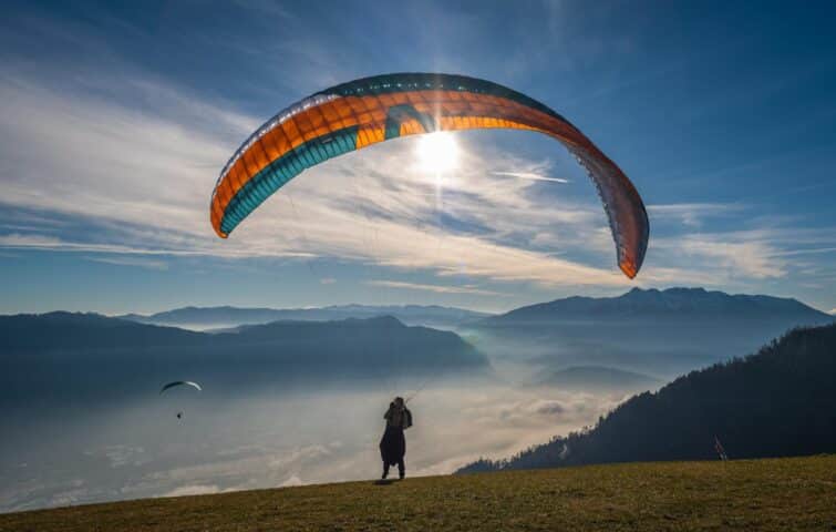 Los 8 lugares para volar en parapente en los Alpes de Europa