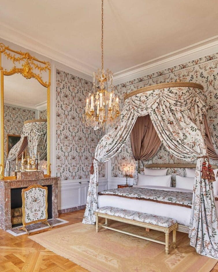 Suite de l'hôtel de luxe Airelles Château de Versailles