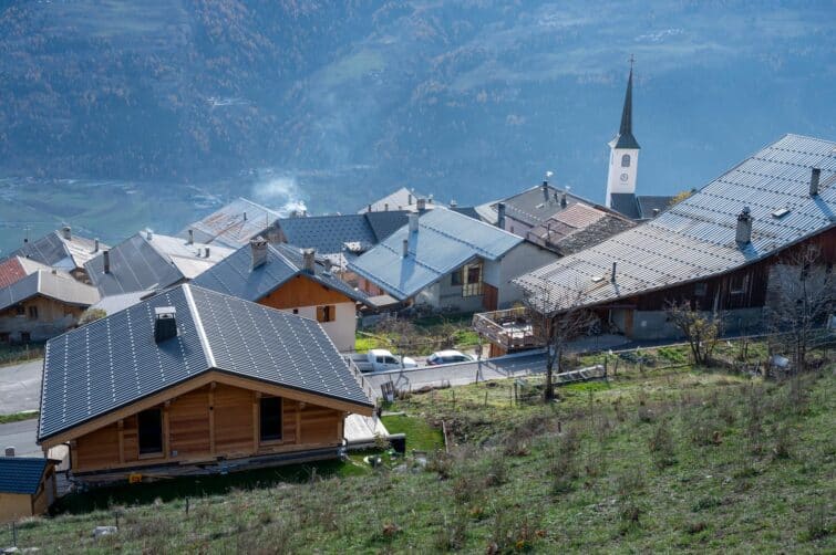 Village de Granier dans les Alpes françaises, Savoie, France