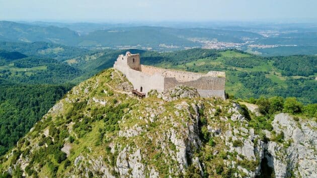 château et musée cathare de Montségur Occitanie