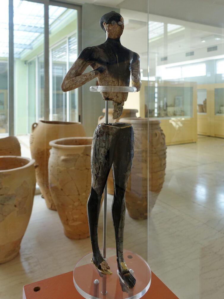 Le Palekastro Kouros au musée archéologique de Sitia en Crète
