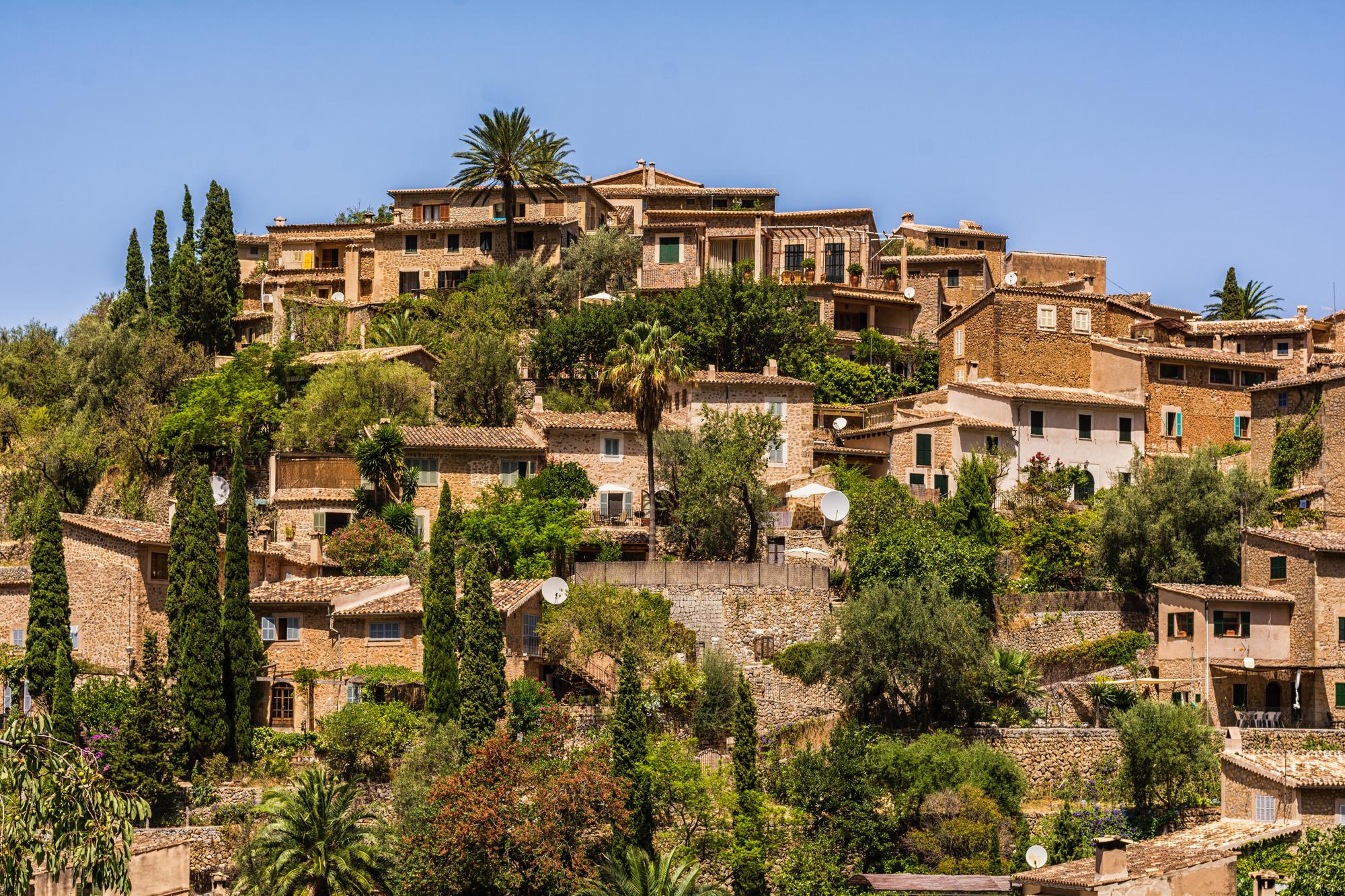 Les 8 plus beaux villages d'Espagne — free download