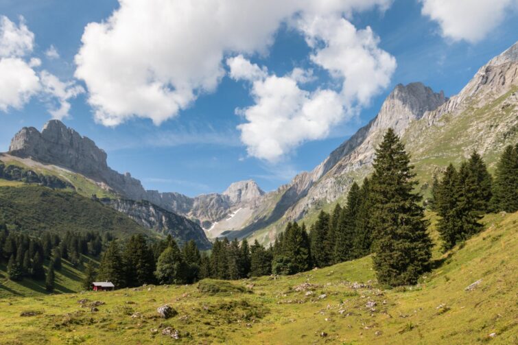 Les quatre sommets dans le canton de Glaris en Suisse