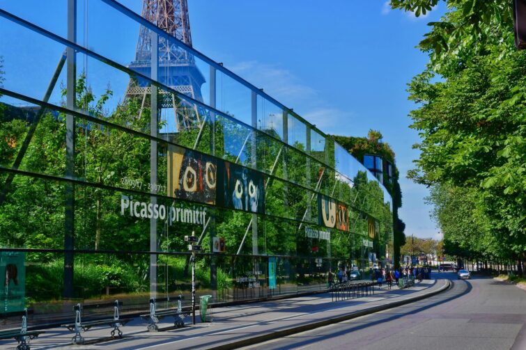 Musée du Quai Branly monument contemporain Paris