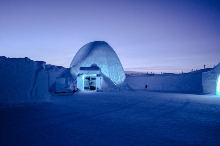 Bar givré de Hôtel de glace, Kiruna, Suède
