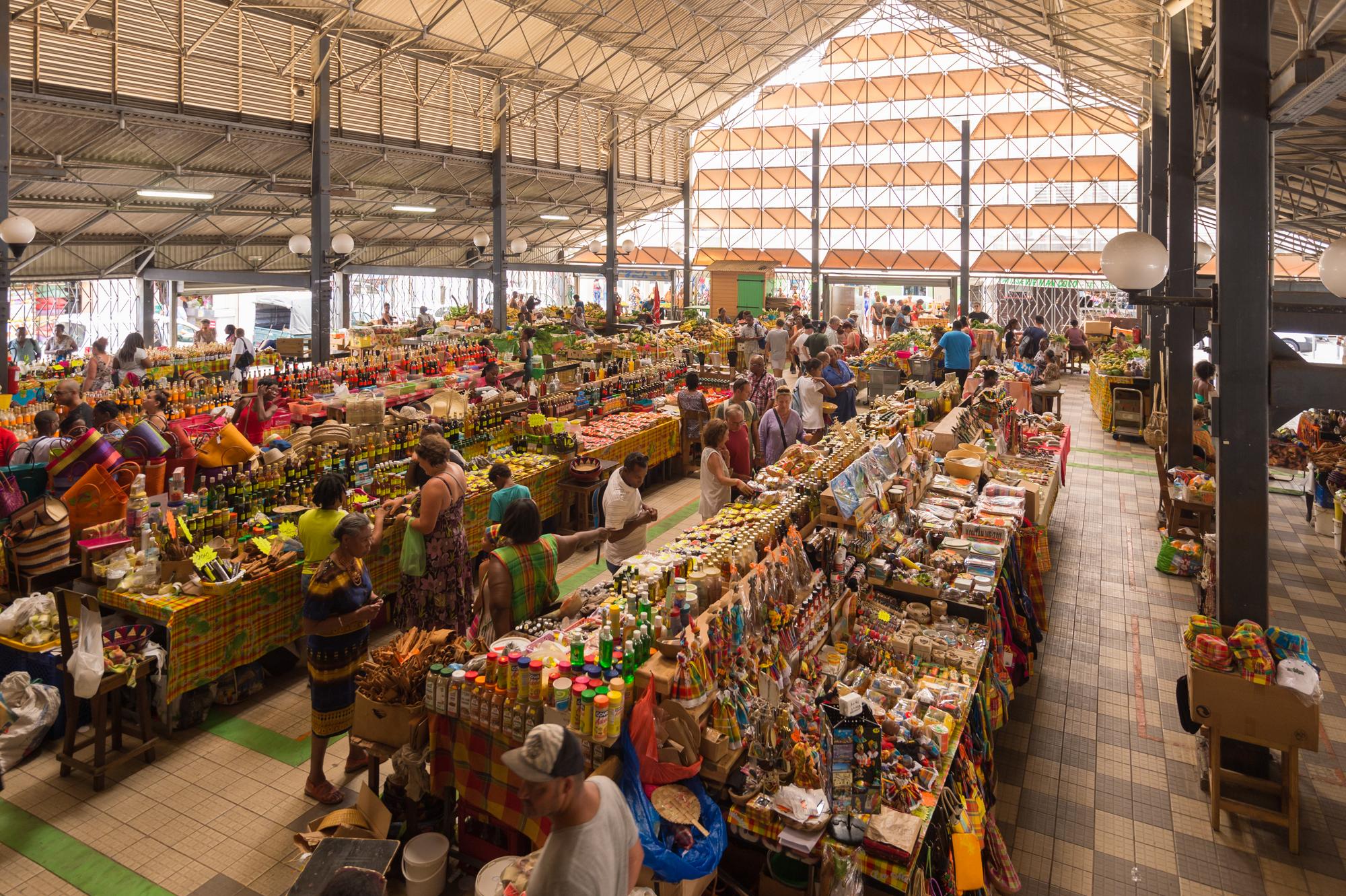 Le marché couvert de Fort-de-France en Martinique