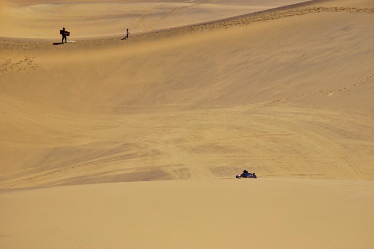 Sandboard, Namib