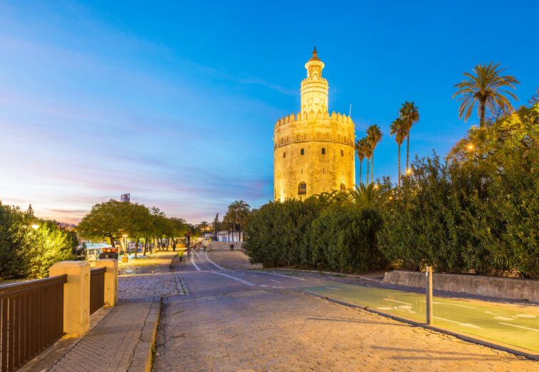 Le Musée maritime de la Tour de l'Or à Séville