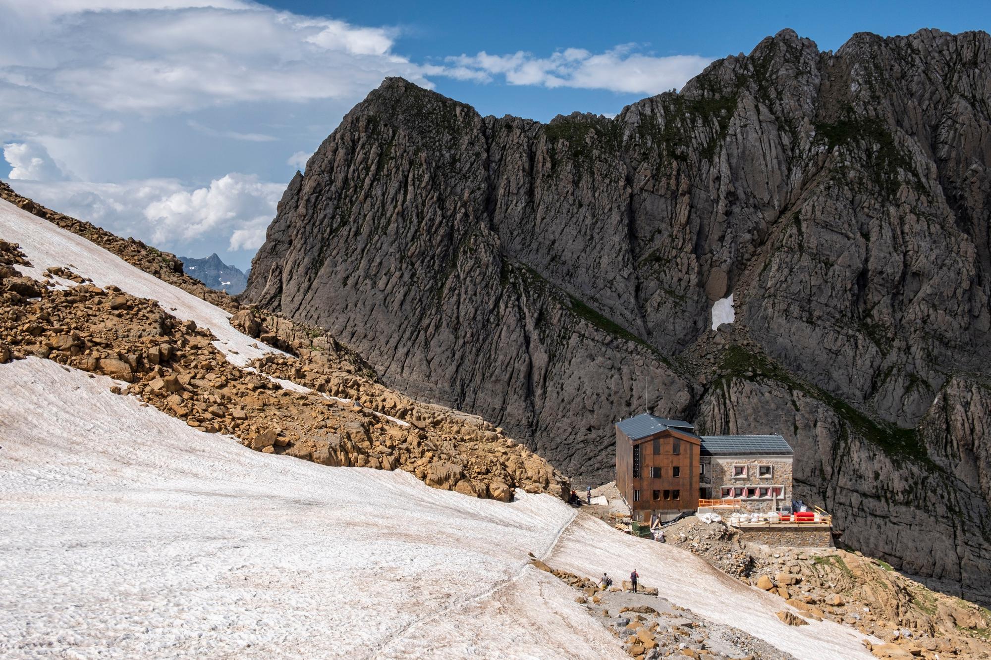 Le refuge de la Brèche de Roland dans les Pyrénées