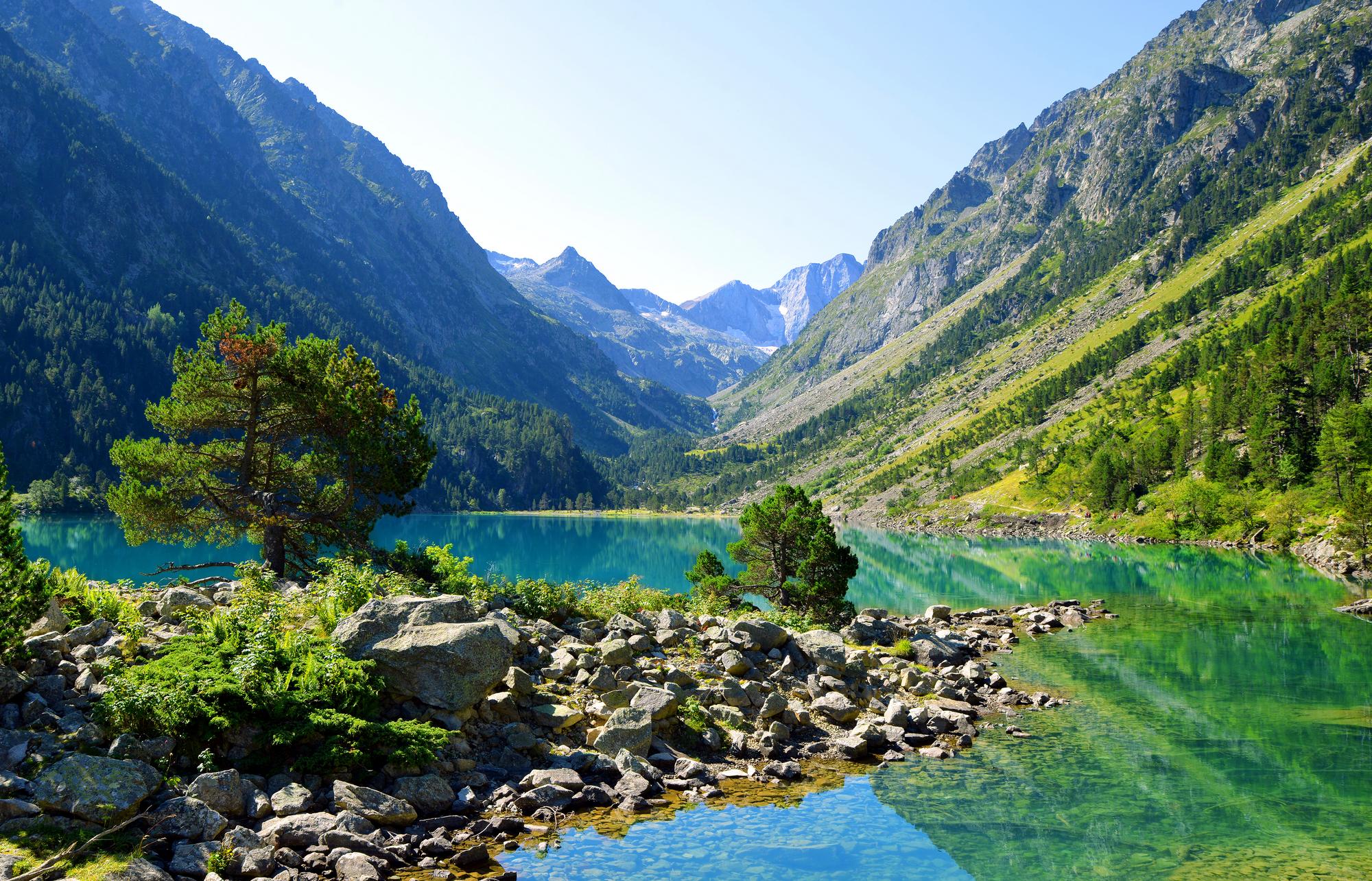 Le superbe lac de Gaube dans les Pyrénées