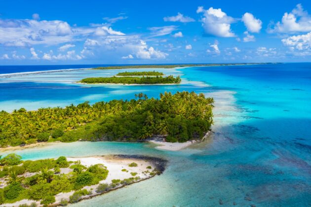 Motu de l'atoll de Rangiroa, Polynésie Française
