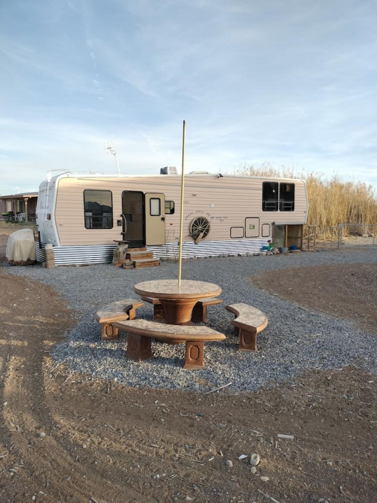 broke-spoke-inn-death-valley-las-vegas-hideaway