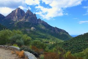 6 randonnées idéales à faire en famille en Corse