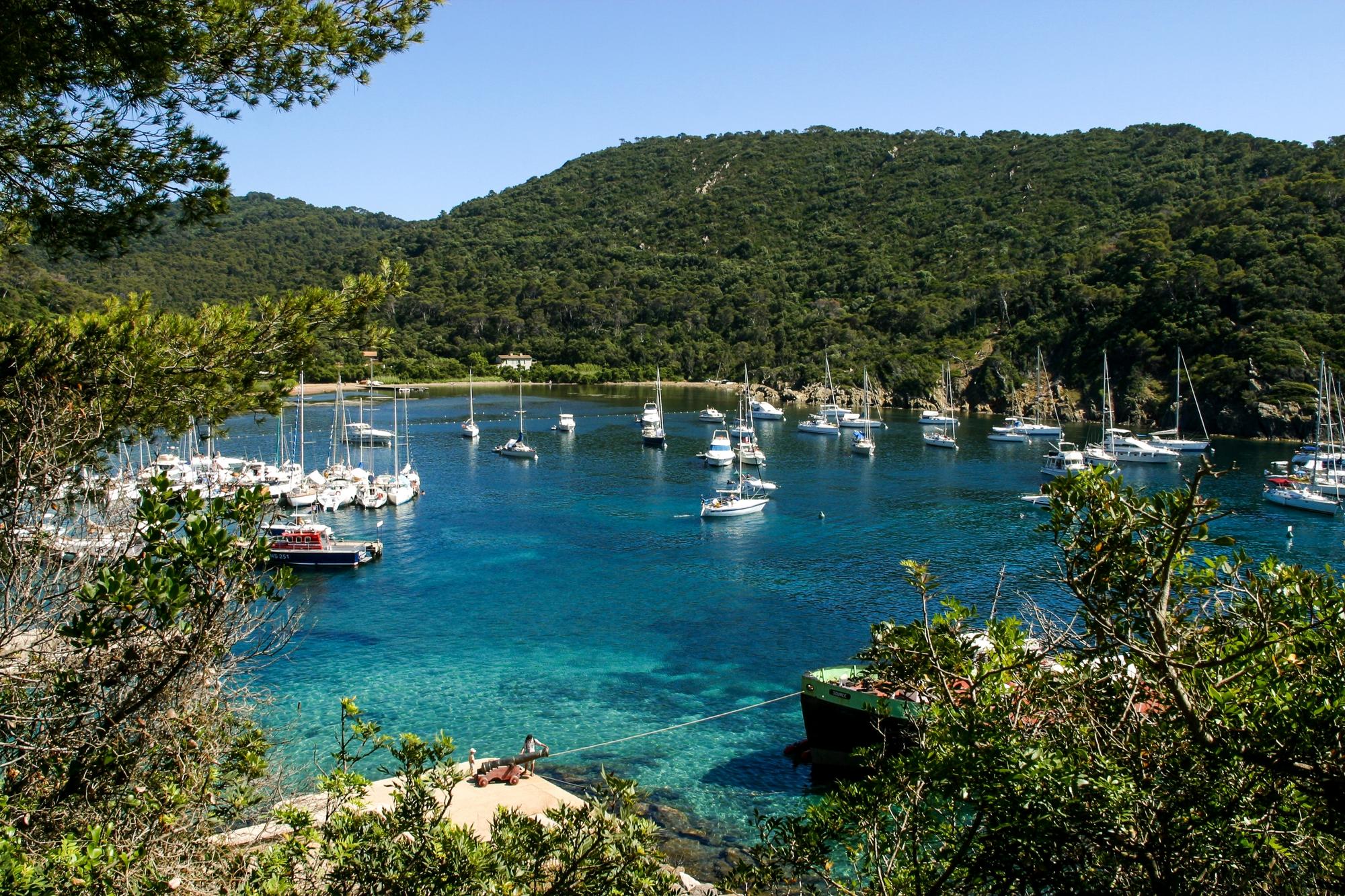 Bateaux au port, île de Port-Cros