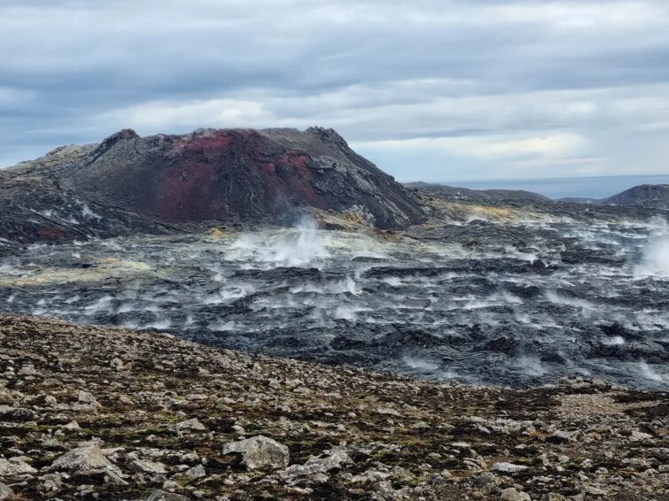 Vue panoramique du Volcan Litli Hrútur le long de la Route A