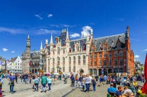 Bruges Belgique vue sur les canaux et l'architecture historique